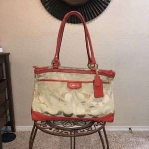 Like-new Coach shoulder bag